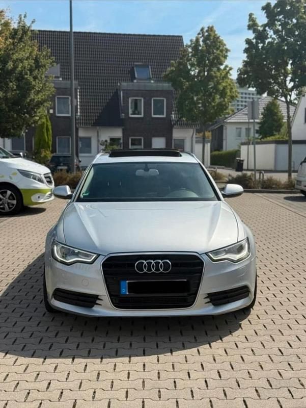 Grau Gebraucht 2012 Audi A6 Kombi | 6.700 € (Superpreis) - Bild 1/4