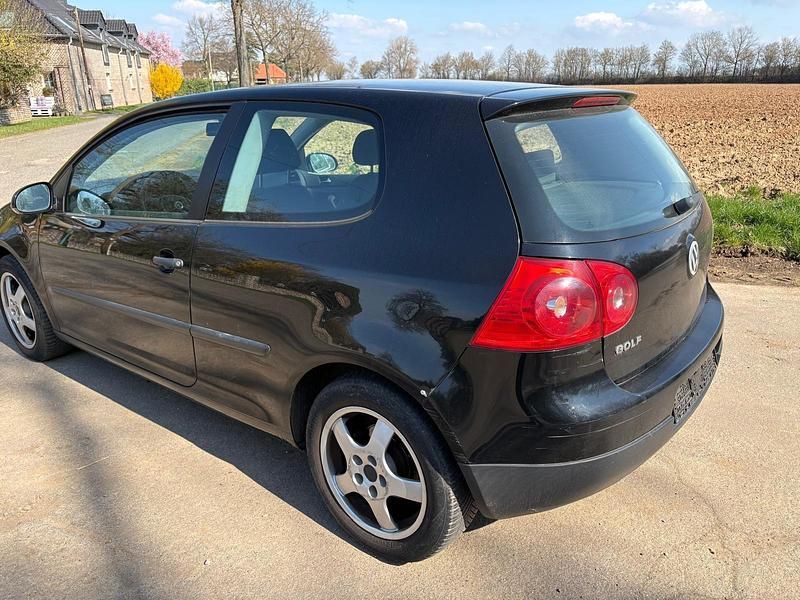 Gebraucht VW Golf V 75 PS (55 kW) 2004 Schwarz Kleinwagen