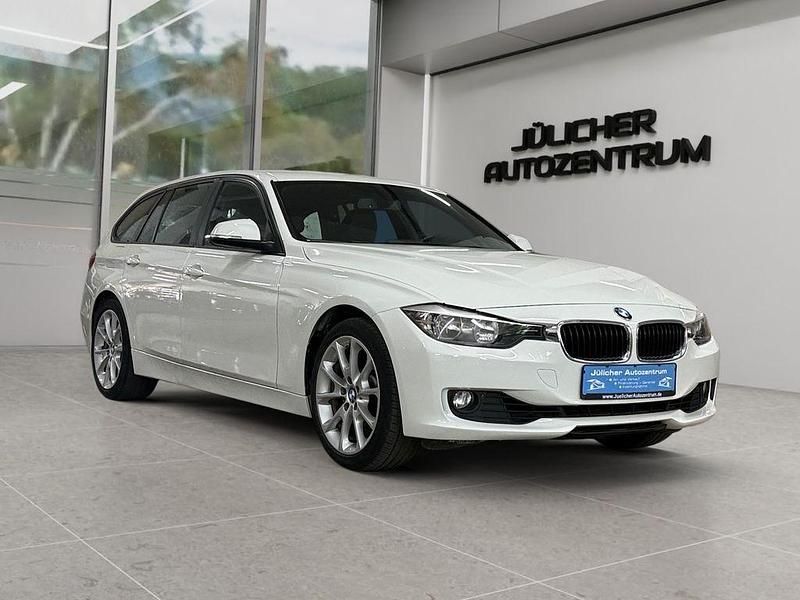 Weiß Gebraucht 2014 BMW 328 Sport Line Kombi | 14.990 € (Guter Preis) - Bild 1/4