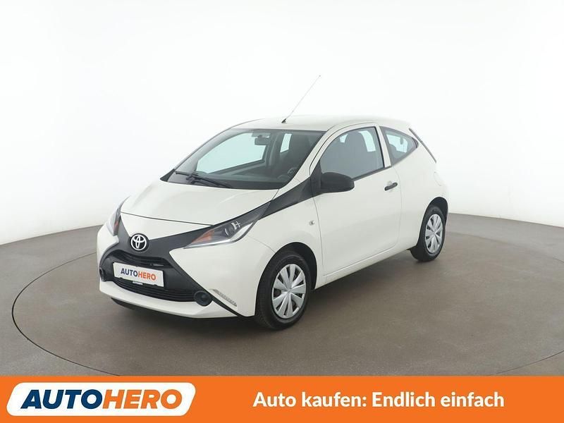 Weiß Gebraucht 2015 Toyota Aygo Kleinwagen | 7.900 € (Fairer Preis) - Bild 1/4