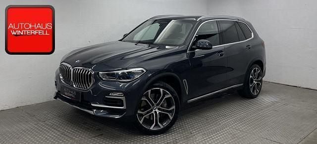 Arktikgrau brillanteffekt Gebraucht 2020 BMW X5 xLine SUV | 48.800 € (Fairer Preis) - Bild 1/4