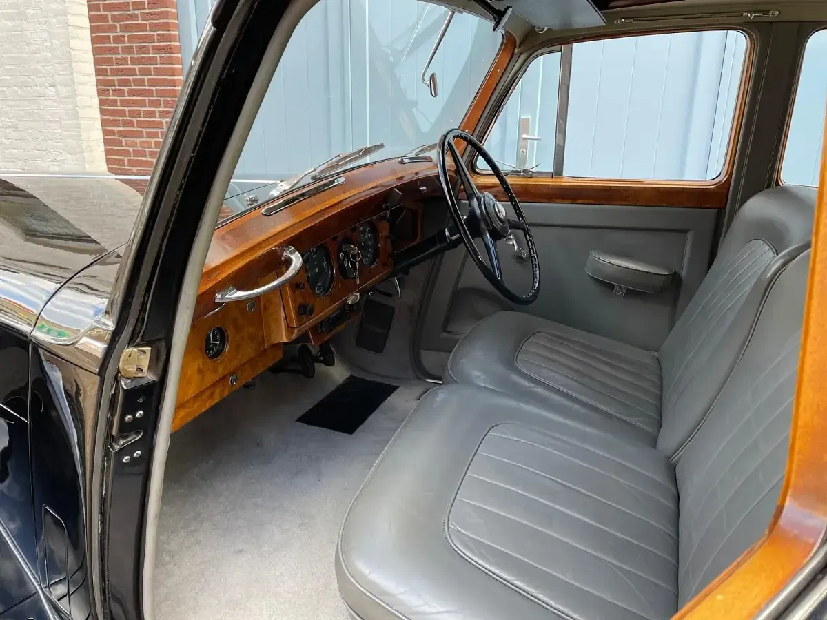 Gebraucht Bentley R Type 130 PS (95 kW) 1953 Schwarz Limousine