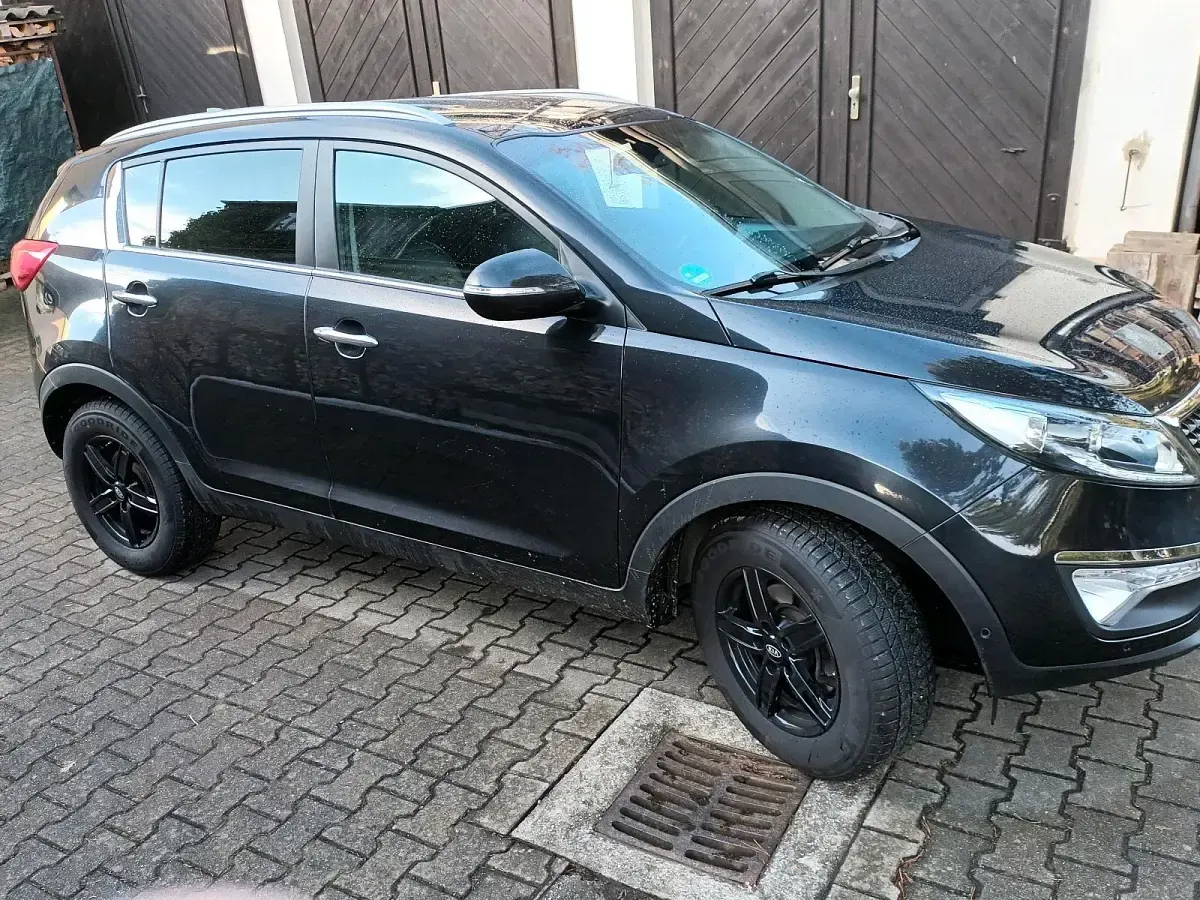 Używany Kia Sportage 135 KM (99 kW) 2016 Czarny SUV