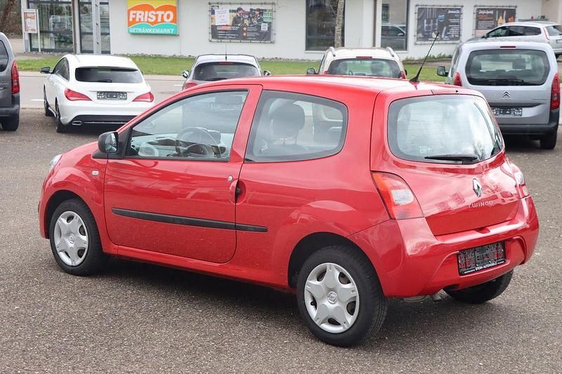 Gebraucht Renault Twingo 58 PS (42 kW) 2010 Hellrot Kleinwagen