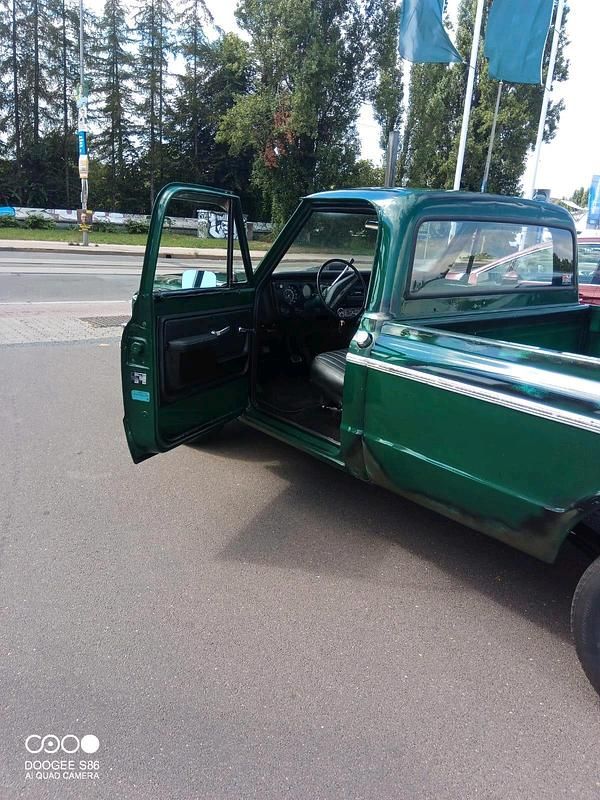 Gebraucht Chevrolet C10 180 PS (132 kW) 1972 Grün Abholung
