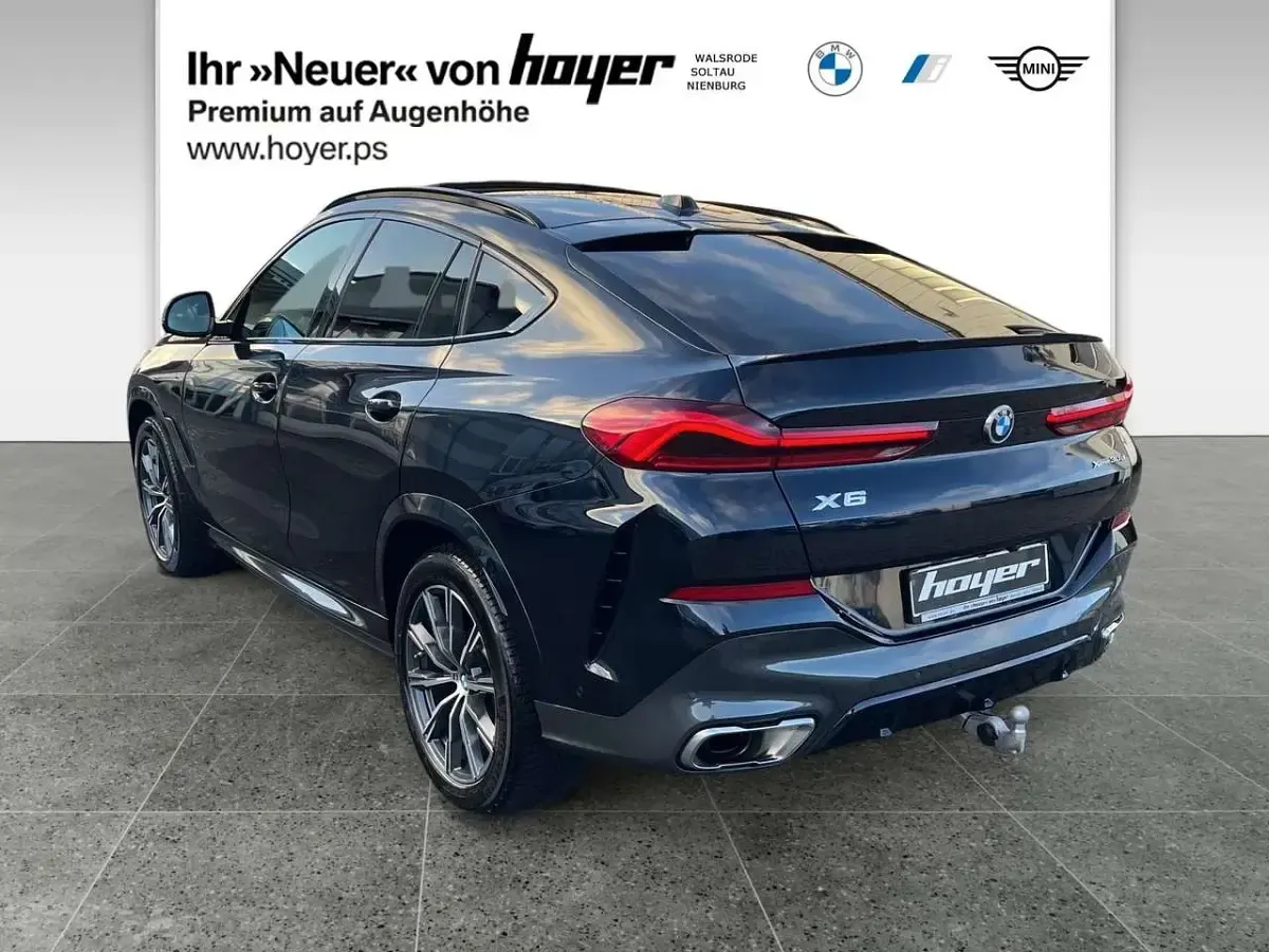 Gebraucht BMW X6 Comfort Edition 286 PS (210 kW) 2024 M carbonschwarz SUV