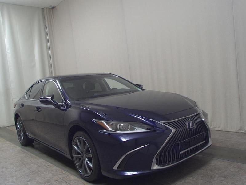 Gebraucht Lexus ES300 218 PS (160 kW) 2021 Deep blue Limousine
