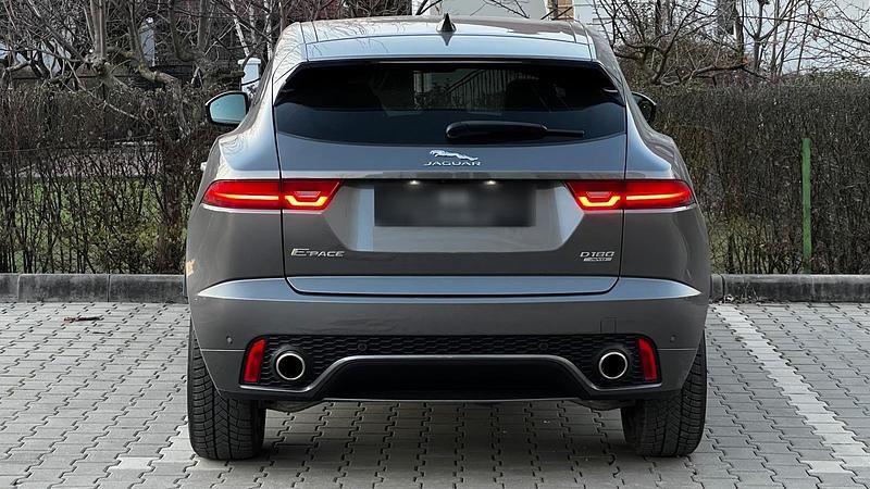 Gebraucht Jaguar E-Pace R-Dynamic 180 PS (132 kW) 2020 Grau SUV