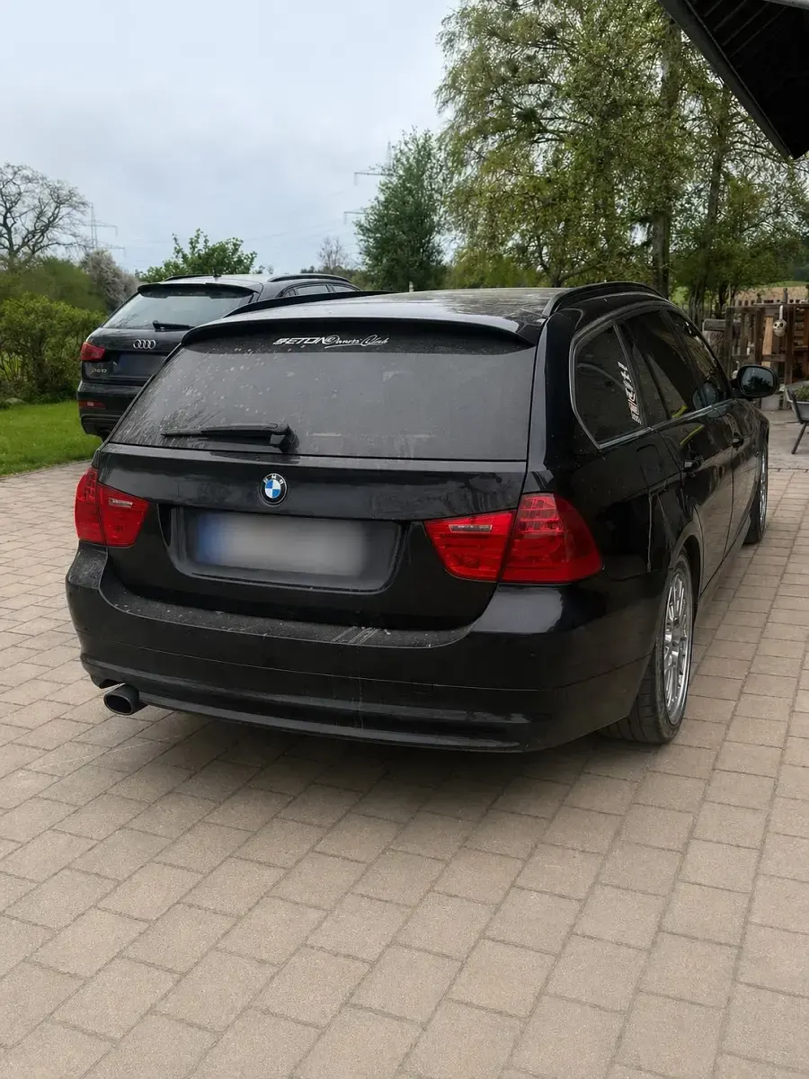 Second-hand BMW 320 M Performance 183 CP (134 kW) 2012 Negru Break