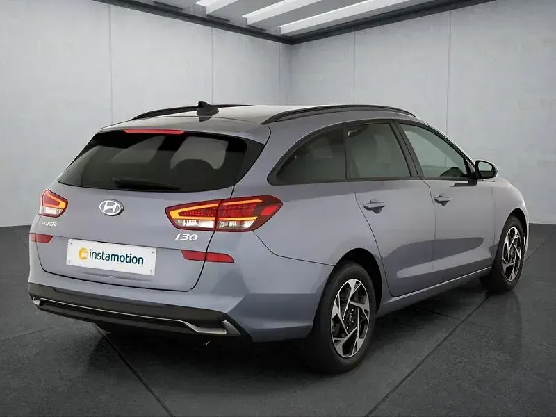 Neu Hyundai i30 150 PS (110 kW) 2026 Schwarz Kombi