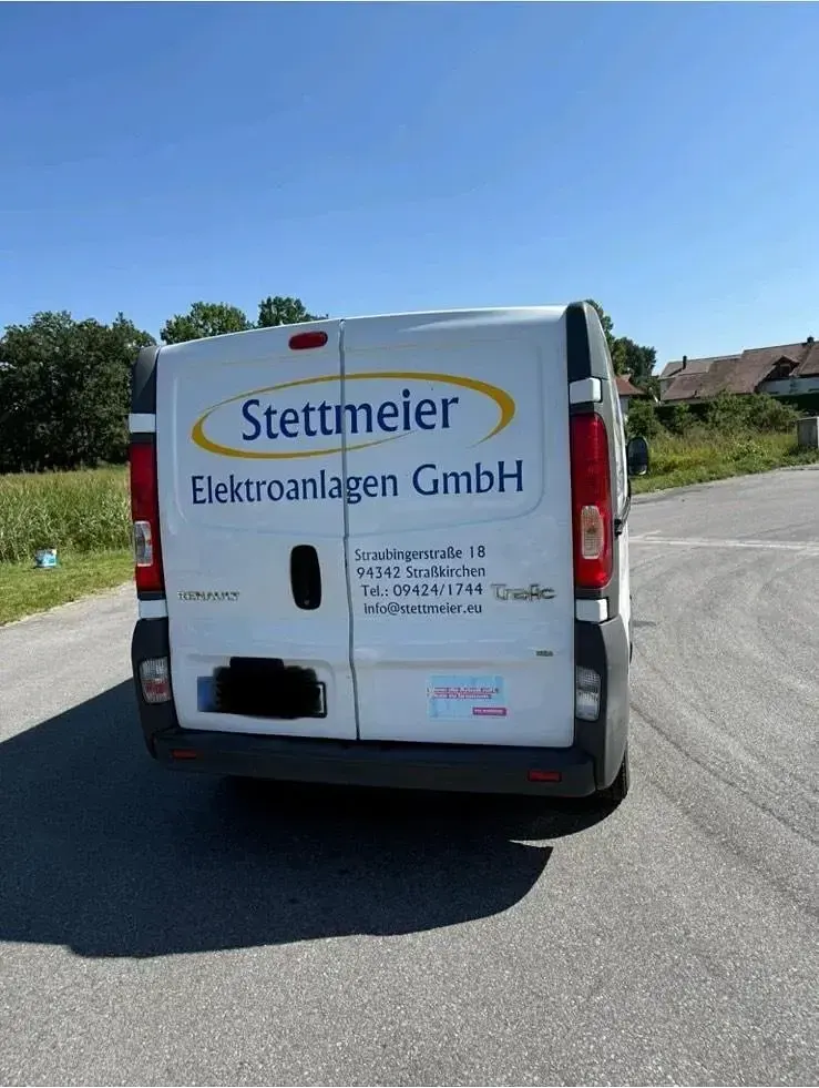 Gebraucht Renault Trafic 90 PS (66 kW) 2010 Weiß Van / Kleinbus