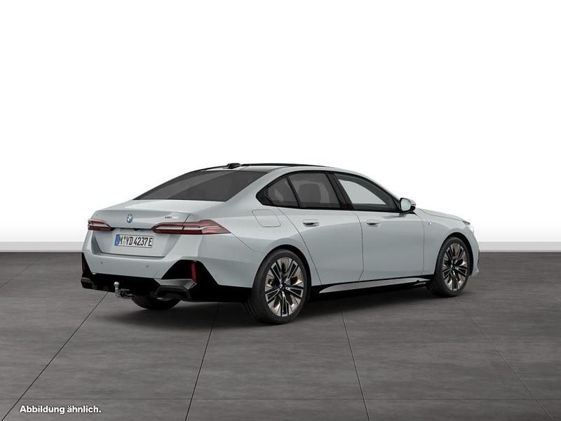 Gebraucht BMW i5 M Sport 289 kW (394 PS) 2025 Grau Limousine
