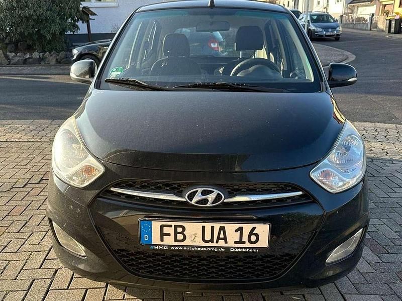 Gebraucht Hyundai i10 Style 86 PS (63 kW) 2011 Schwarz Kleinwagen