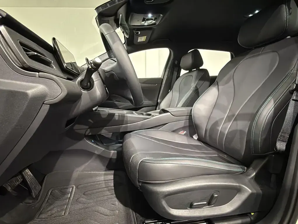 Nowe BYD Seal Boost 184 KM (135 kW) 2025 Beżowy Sedan/Limuzyna