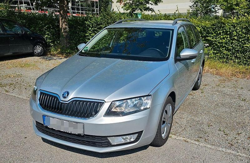 Gebraucht Skoda Octavia Ambition 110 PS (80 kW) 2016 Silber Kombi