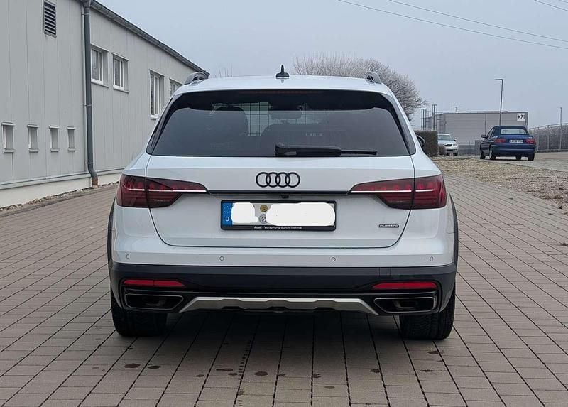 Gebraucht Audi A4 Allroad Ambiente 265 PS (194 kW) 2024 Weiß Kombi