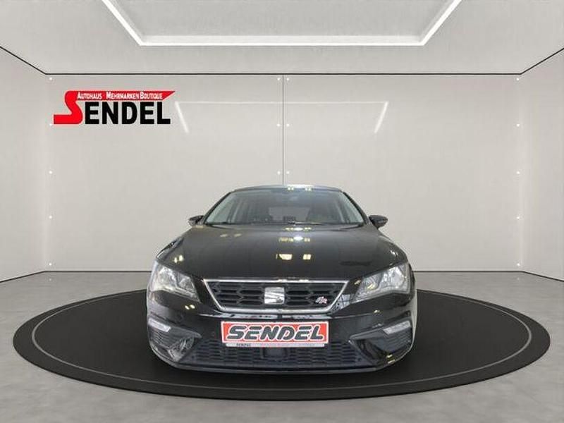 Schwarz Gebraucht 2017 Seat Leon FR Limousine | 13.899 € (Fairer Preis) - Bild 1/4