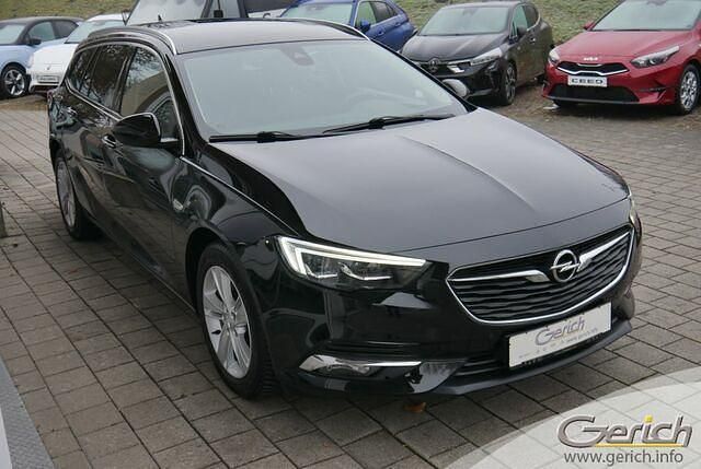 Gebraucht Opel Insignia Country Tourer Innovation 165 PS (121 kW) 2018 Silber Kombi