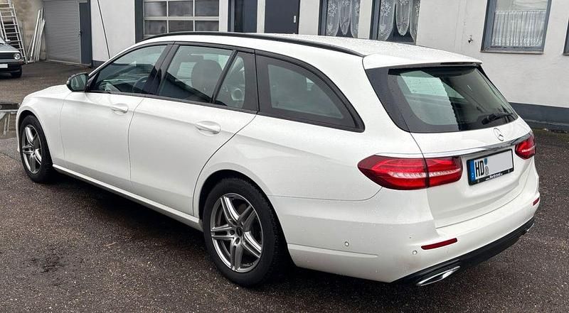Gebraucht Mercedes E350 Avantgarde 258 PS (189 kW) 2019 Weiß Kombi