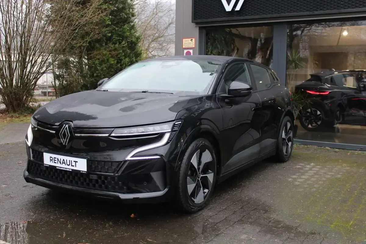Gebraucht Renault Mégane Evolution 160 kW (218 PS) 2022 Sternenschwarz Kleinwagen