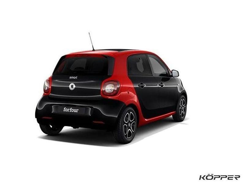 Second-hand Smart ForFour 90 CP (66 kW) 2019 Negru Hatchback