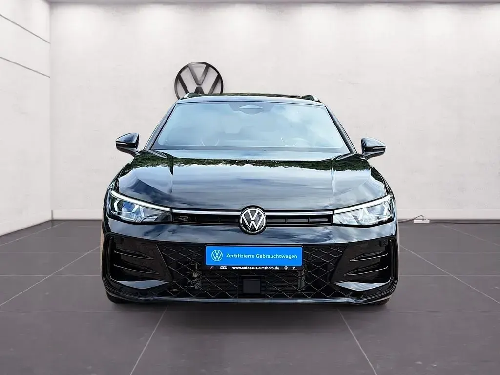 Gebraucht VW Passat R-line 272 PS (200 kW) 2025 Grenadillschwarz metallic Kombi