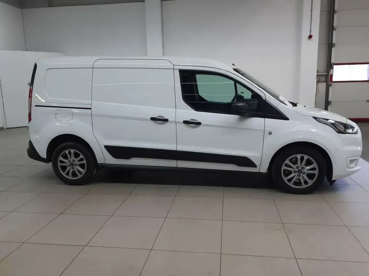 Gebraucht Ford Transit Connect Trend 101 PS (74 kW) 2022 Frostweiss Van / Kleinbus