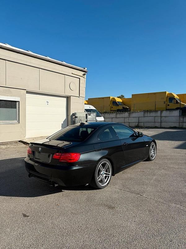Gebraucht BMW 335 Performance 306 PS (225 kW) 2011 Schwarz Coupé