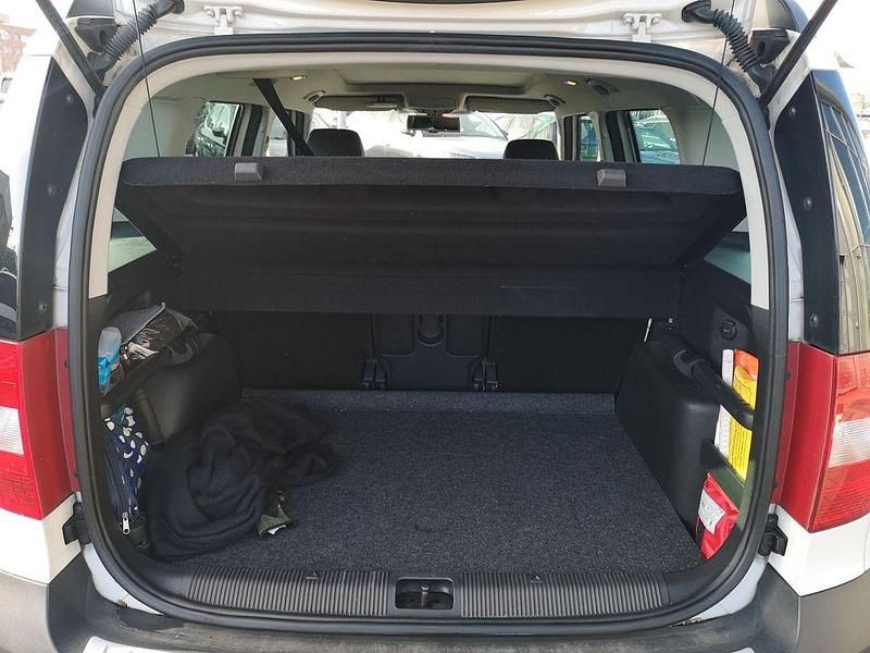 Gebraucht Skoda Yeti Plus Edition 122 PS (89 kW) 2013 Weiß SUV