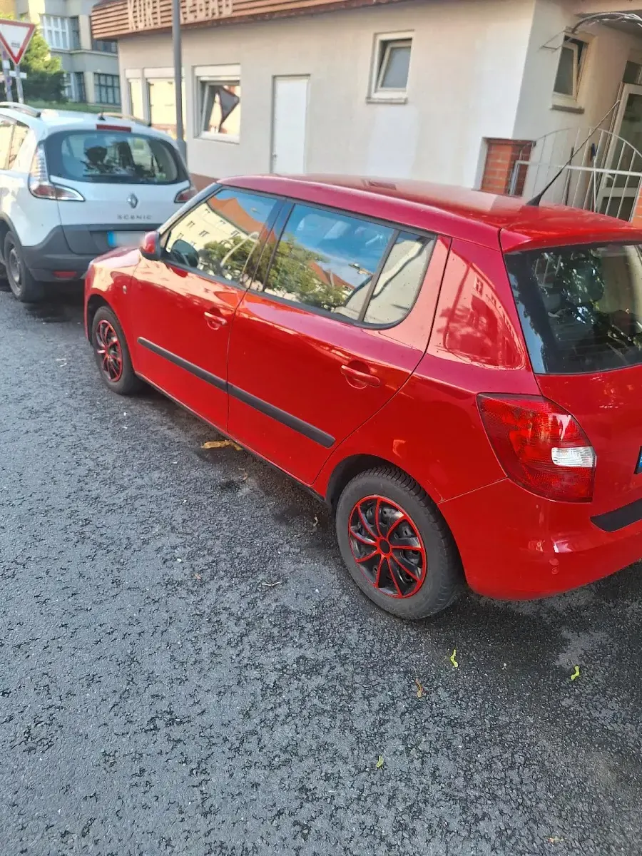 Gebraucht Skoda Fabia 75 PS (55 kW) 2008 Rot Limousine
