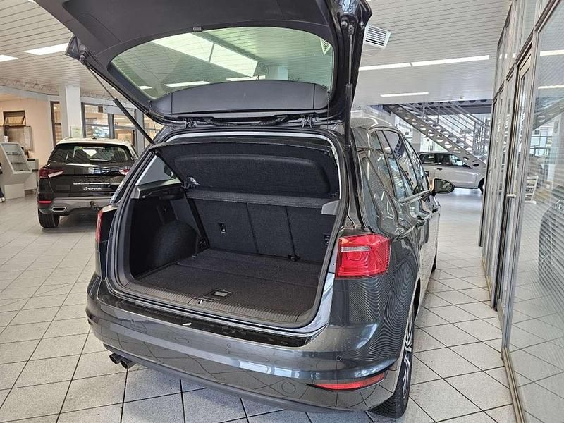 Gebraucht VW Golf VII Allstar 125 PS (91 kW) 2016 Grau Limousine