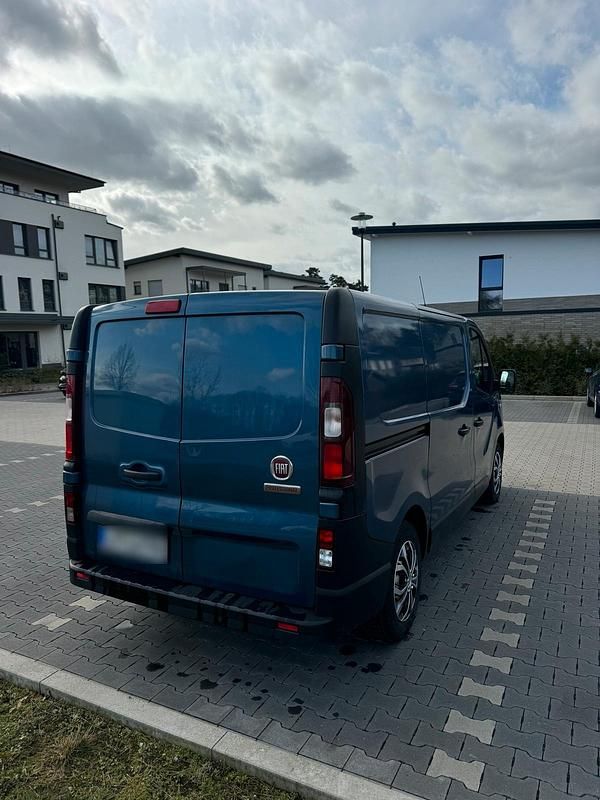 Gebraucht Fiat Talento 120 PS (88 kW) 2017 Blau Van / Kleinbus