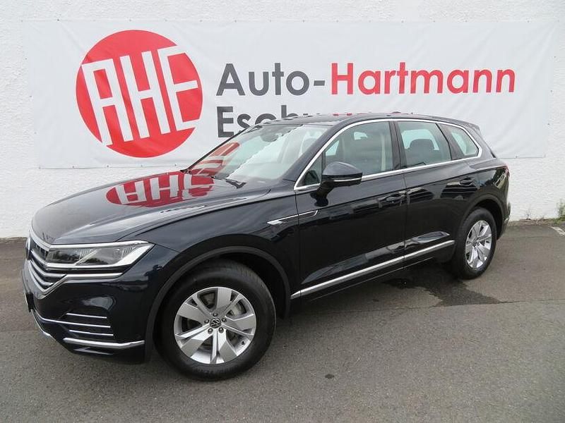 Moonlight blue perleffe (metallic) Gebraucht 2022 VW Touareg SUV | 48.979 € (Superpreis) - Bild 1/4