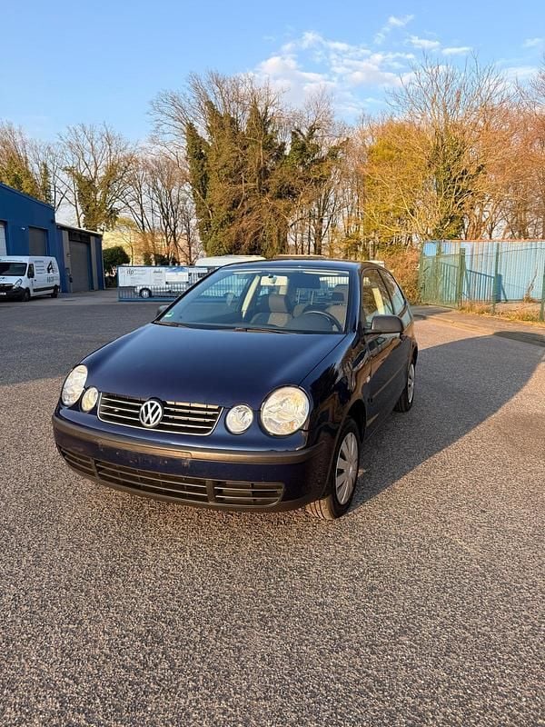 Gebraucht VW Polo 64 PS (47 kW) 2003 Blau Kleinwagen