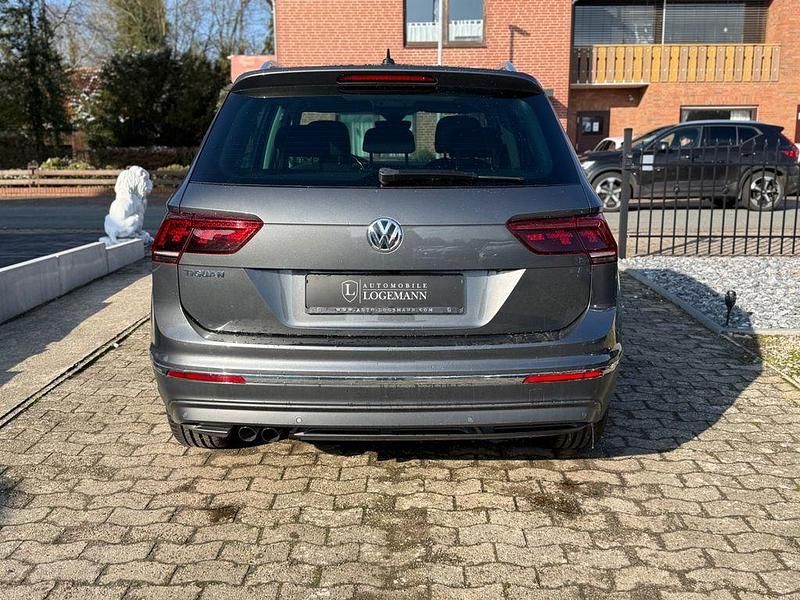 Gebraucht VW Tiguan Highline 150 PS (110 kW) 2018 Grau SUV