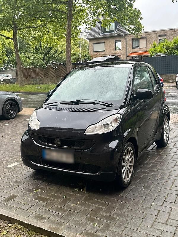 Schwarz Gebraucht 2011 Smart ForTwo Coupé Coupé | 2.200 € (Fairer Preis) - Bild 1/4