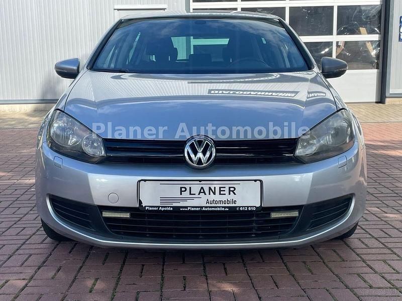 Gebraucht VW Golf VI 80 PS (58 kW) 2010 Silber Kleinwagen