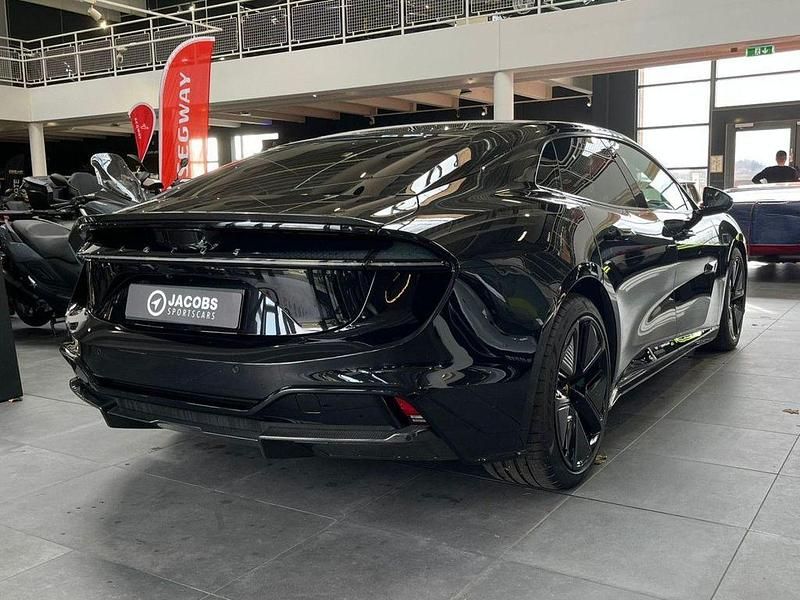 Neu Lotus Emeya 450 kW (612 PS) 2025 Schwarz Kleinwagen