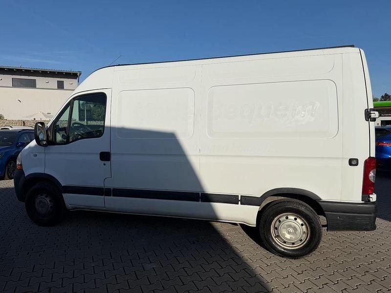 Second-hand Renault Master 145 CP (106 kW) 2008 Alb Berlinǎ