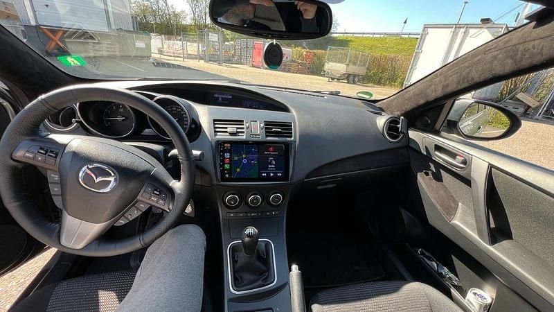 Gebraucht Mazda 3 Center-Line 105 PS (77 kW) 2012 Grau Limousine