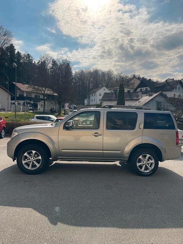 Gebraucht Nissan Pathfinder 171 PS (125 kW) 2007 Gold SUV