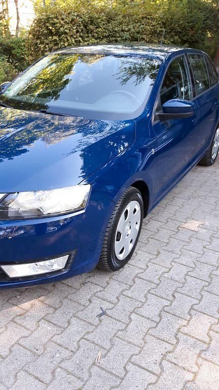 Gebraucht Skoda Rapid Ambition 105 PS (77 kW) 2014 Blau Limousine