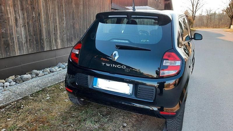 Gebraucht Renault Twingo Dynamique 71 PS (52 kW) 2015 Schwarz Kleinwagen
