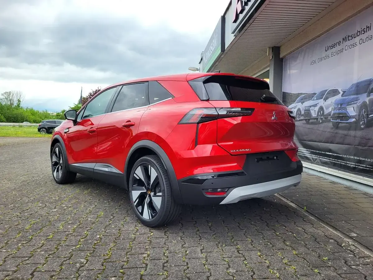 Gebraucht Mitsubishi Grandis Edition 141 PS (103 kW) 2026 Aurorarot SUV