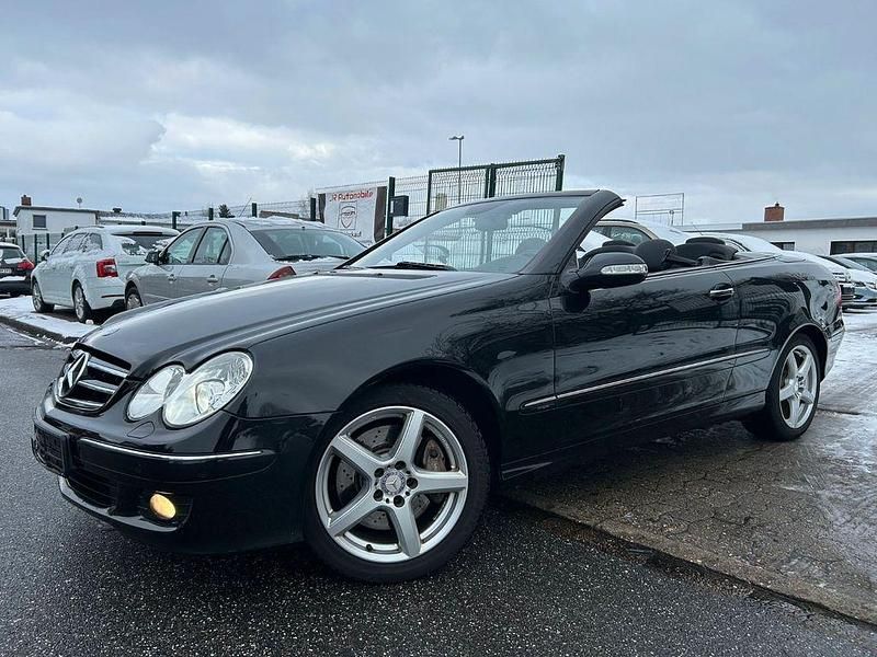 Gebraucht Mercedes CLK200 Avantgarde 184 PS (135 kW) 2008 Schwarz Cabrio
