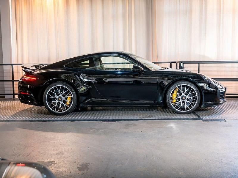 Schwarz Gebraucht 2018 Porsche 991 | 142.500 € (Fairer Preis) - Bild 1/4