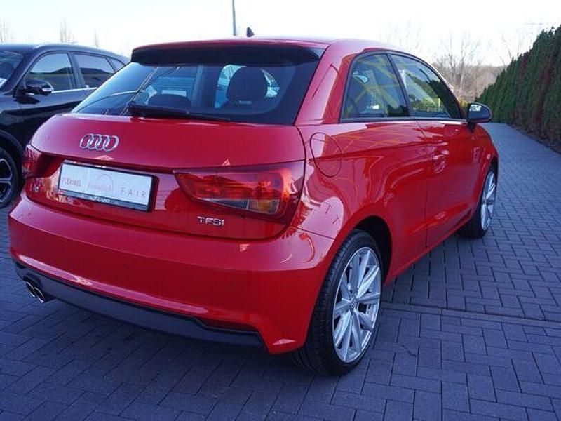 Gebraucht Audi A1 Sport 150 PS (110 kW) 2017 Rot Kleinwagen