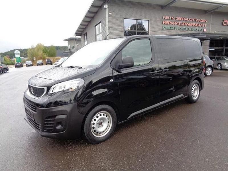 Gebraucht Peugeot Expert 120 PS (88 kW) 2020 Schwarz Van