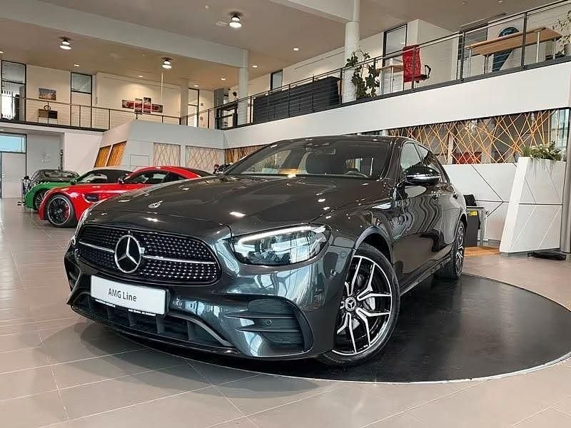 Grau Gebraucht 2022 Mercedes E300 AMG Limousine | 30.000 € (Superpreis) - Bild 1/4