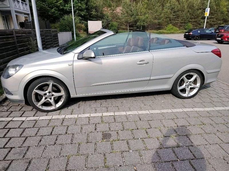 Andere farben Gebraucht 2007 Opel Astra Cabriolet Cabrio | 1.300 € (Superpreis) - Bild 1/4